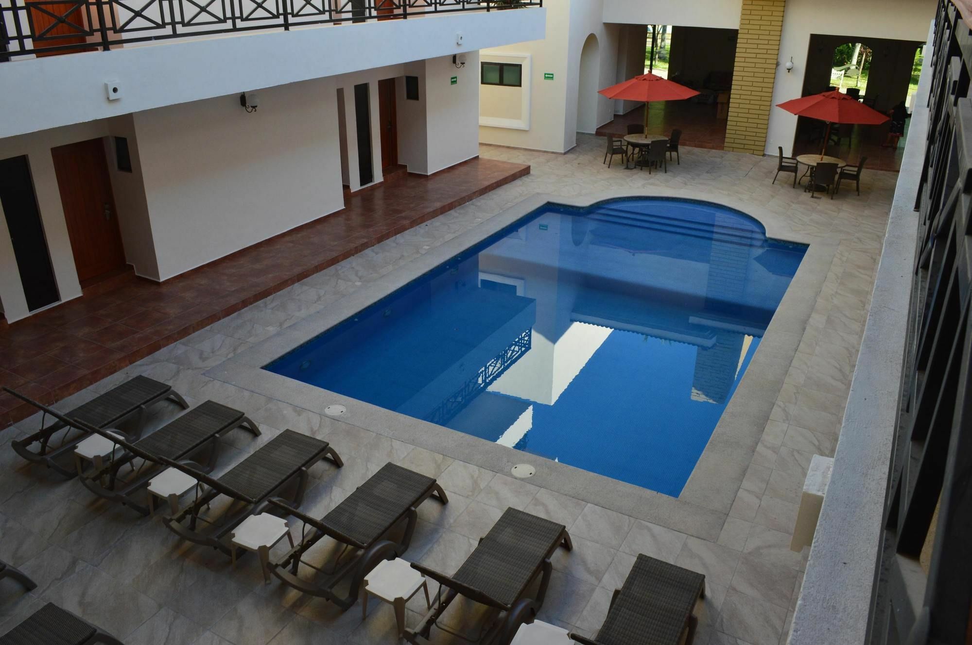 Concierge Plaza La Villa Колима Экстерьер фото
