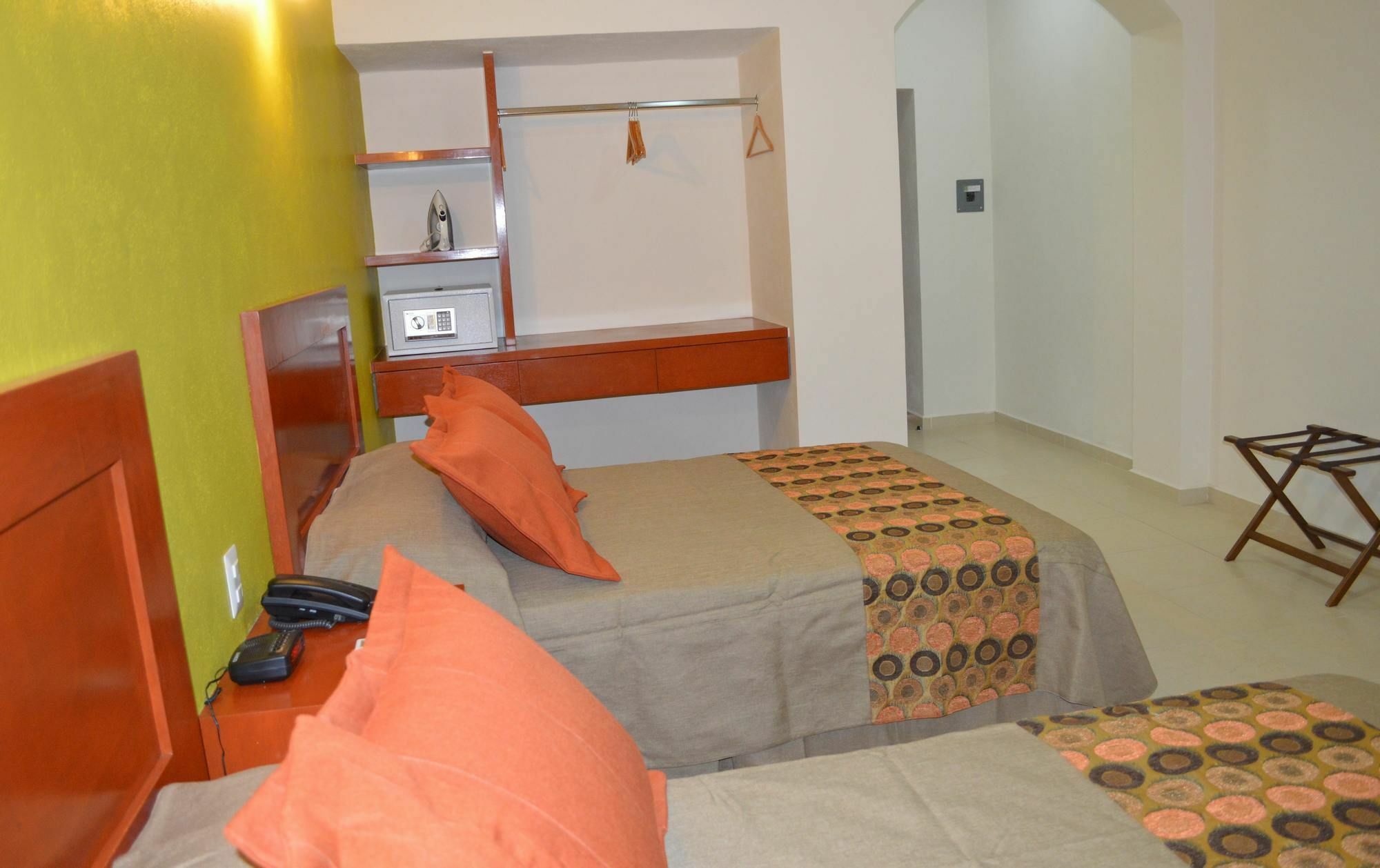 Concierge Plaza La Villa Колима Экстерьер фото