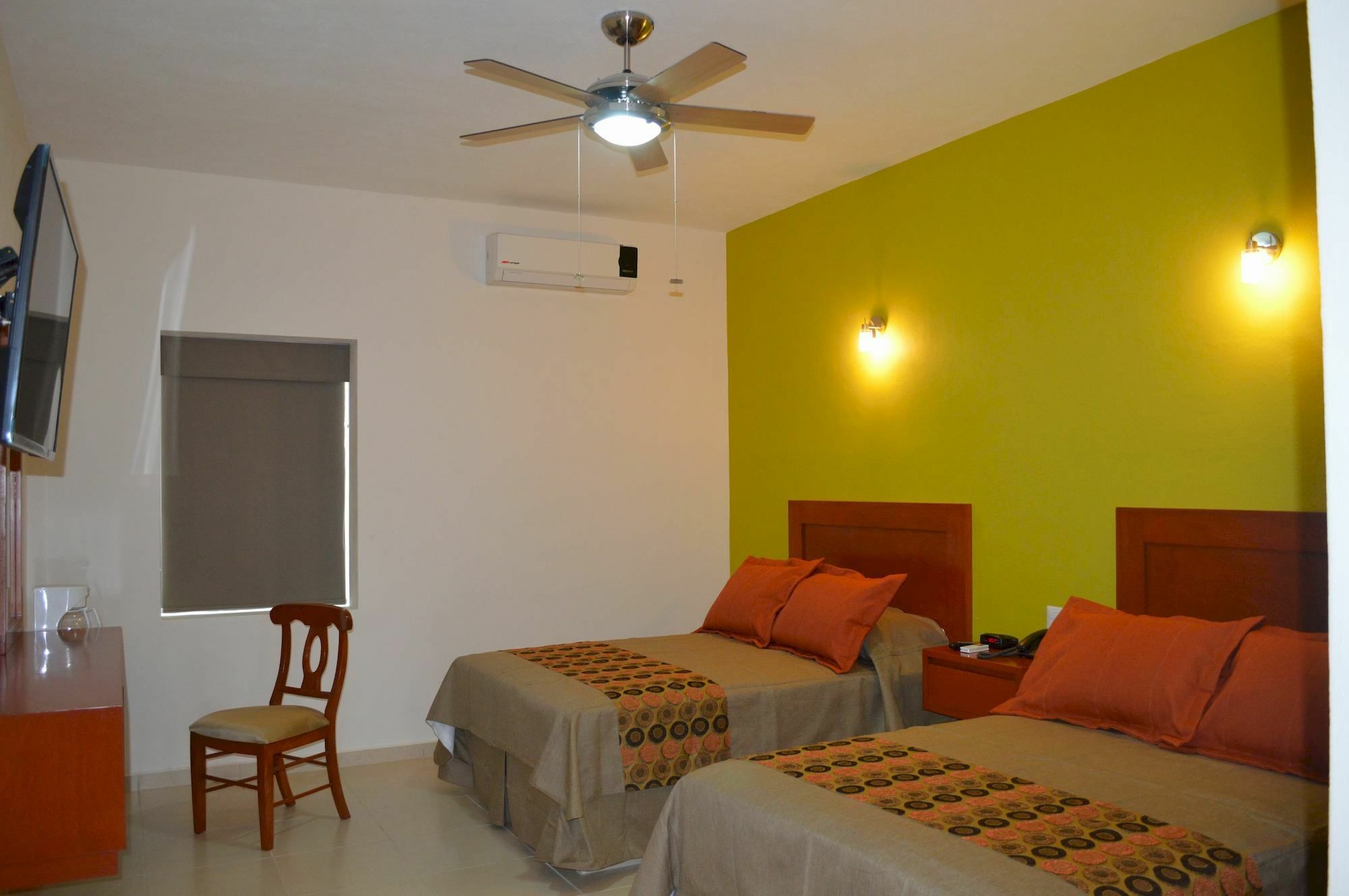 Concierge Plaza La Villa Колима Экстерьер фото