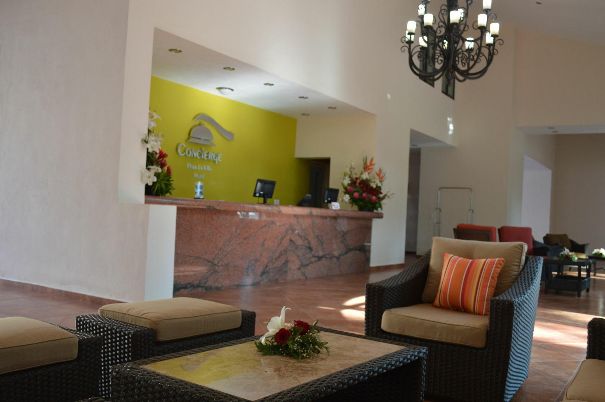 Concierge Plaza La Villa Колима Экстерьер фото