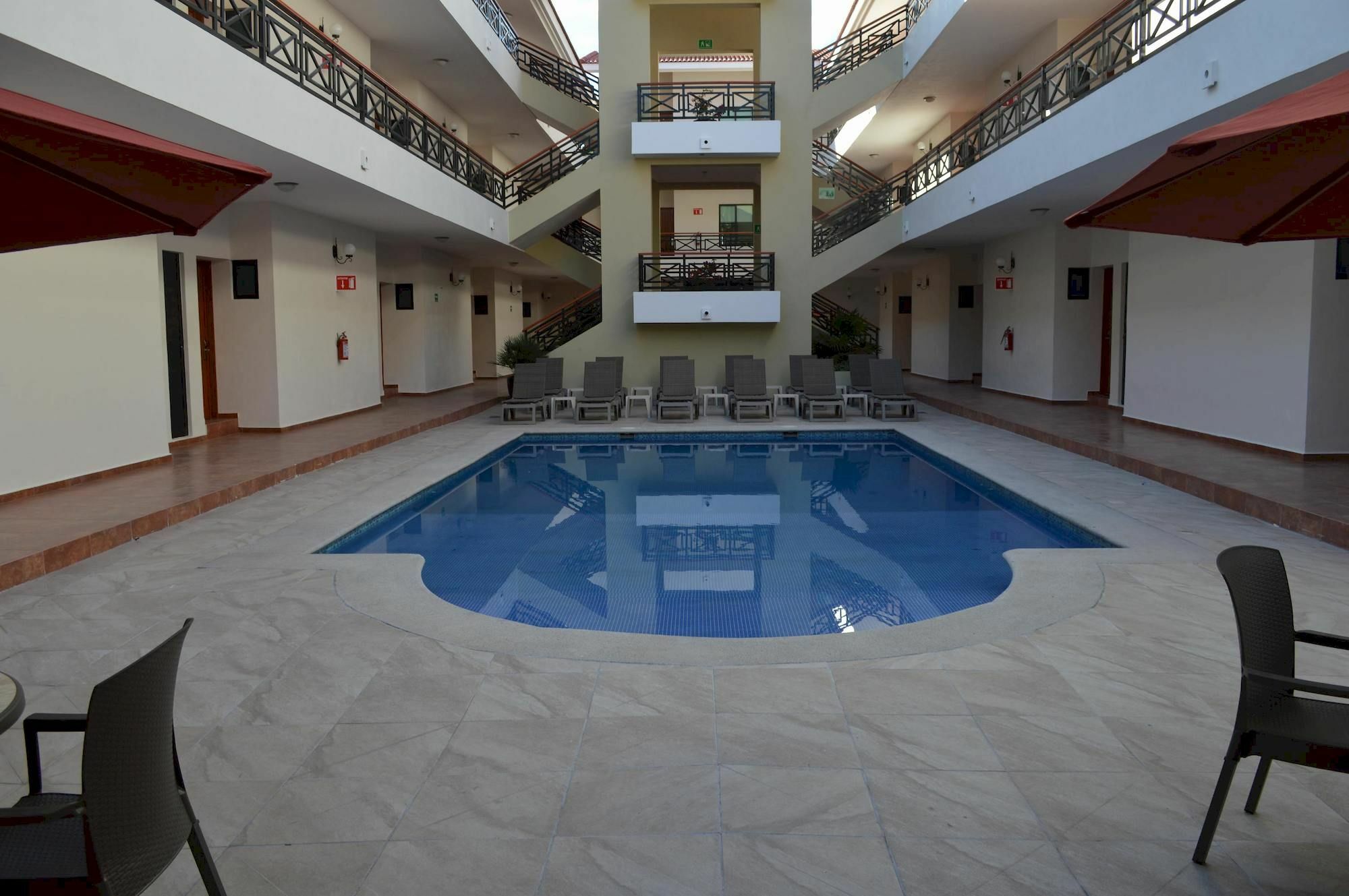 Concierge Plaza La Villa Колима Экстерьер фото